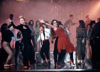 Кадр Будущее – это женщина