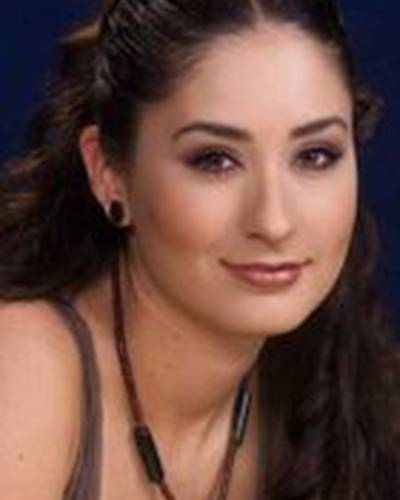 Claudia Troyo фото