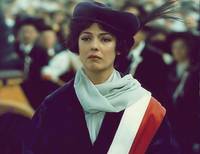 Кадр Божественная Эмма