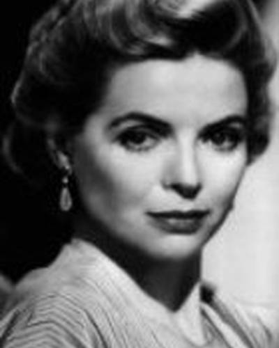 Дороти МакГуайр фото