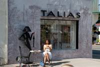 Кадр Ларри Краун