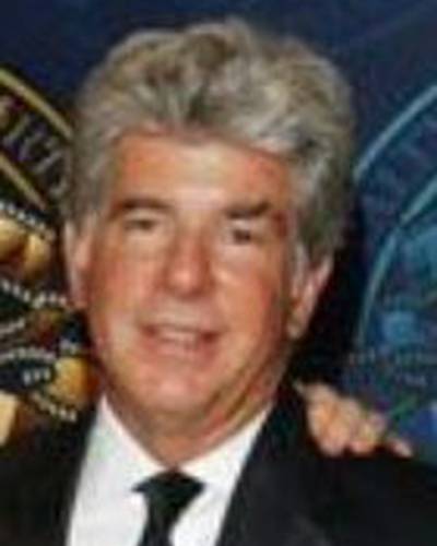 Расс Т. Олсоубрук фото