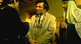 Кадр из фильма "Коломбо: Восток – дело тонкое" - 2