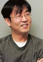 Ман-Хи Ли фото