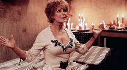 Кадр из фильма "Просто маскировка" - 2