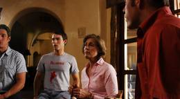 Кадр из фильма "Спаси меня" - 2