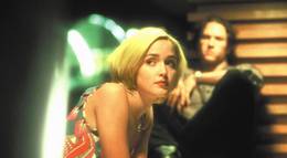 Кадр из фильма "Пальцы веером" - 2