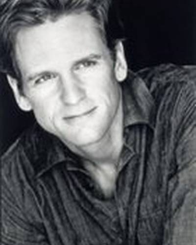 Дэниэл МакДональд фото