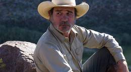 Кадр из фильма "Три могилы" - 1