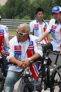 Кадр Легендарный гонщик