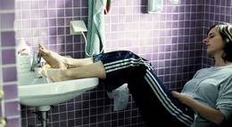 Кадр из фильма "В понедельник привезут окна" - 2