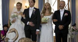 Кадр из фильма "Свадьба по обмену" - 1