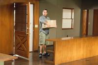 Кадр Ларри Краун