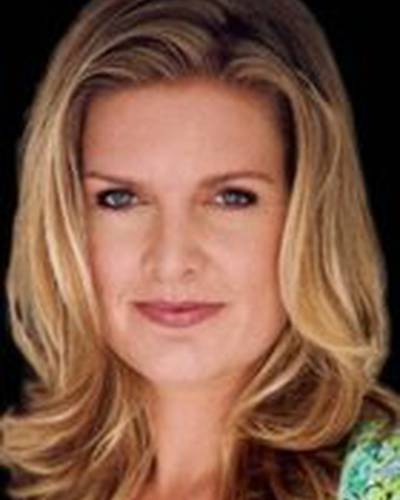 Кэролайн Невилл фото