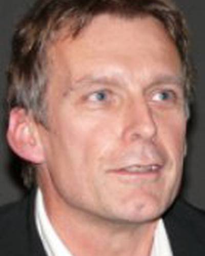 Ронан Беннетт фото