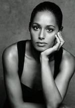 Рула Жебрил фото