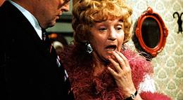 Кадр из фильма "«Четырех убийств достаточно, дорогая»" - 1