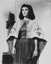 Кадр Клеопатра