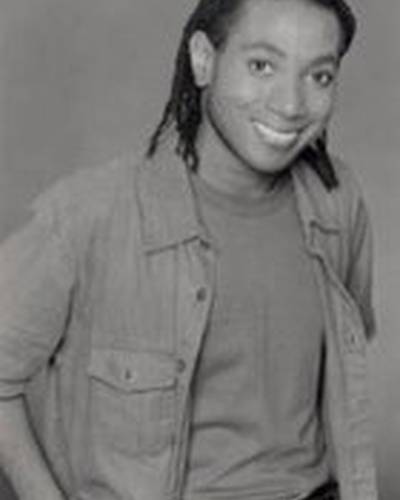 Джонатан Лэтрой фото