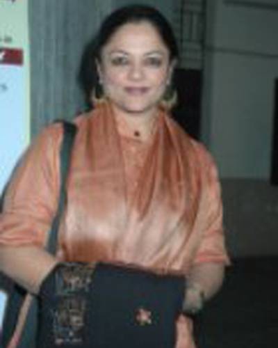 Танви Азми фото