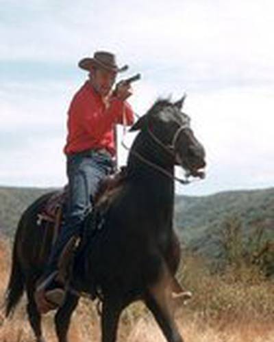 Чак Коннорс фото