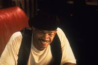 Кадр Больше денег