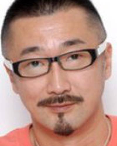 Акио Ютсука фото