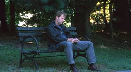 Кадр из фильма "Вымышленные герои" - 2