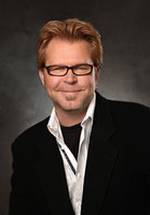 Клэй Холл фото