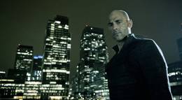 Кадр из фильма "Добро пожаловать в капкан" - 2