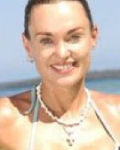 Луиз Уоллес фото