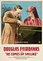 Он идёт, улыбаясь