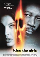 Целуя девушек