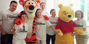 Винни Пух и Тигрик в гостях у маленьких пациентов клиники ОХМАТДЕТ