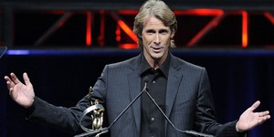 Майкл Бэй излечится от мании величия за $20 млн