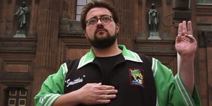 Кевин Смит таки сдался на милость прокатчиков