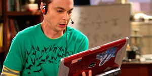 Известный комик поможет Шелдону с наукой