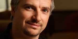 Автор «Ходячих мертвецов» возьмется за приквел «Сияния»