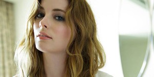 Звезда «Сообщества» Джиллиан Джейкобс подписалась на социальную драму