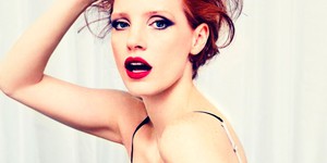 Джессика Честейн и Ванесса Редгрейв отправляются в психушку Джессика Честейн и Ванесса Редгрейв отправляются в психушку