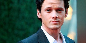 К Антону Ельчину вернется мертвая подружка К Антону Ельчину вернется мертвая подружка