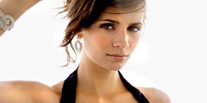 Дэнни Трехо встретит Мишу Бартон на панели