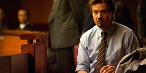 Представлено видео фильма «Убить гонца» с Джереми Реннером