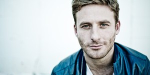 Брайан Крэнстон напишет сценарий для гнома из «Хоббита»