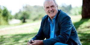 Джон Клиз обидел кота Тейлор Свифт