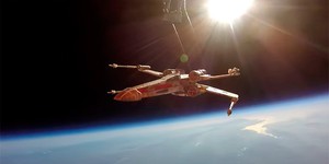 Фанаты «Звездных войн» запустили в космос копию истребителя X-Wing
