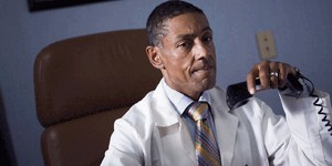 Густаво Фринг из «Во все тяжкие» снимется в хип-хоп сериале База Лурмана