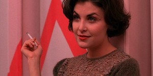 Шерилин Фенн возвращается в «Твин Пикс» Шерилин Фенн возвращается в «Твин Пикс»