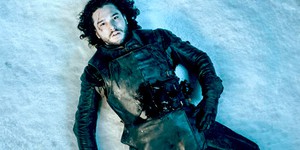 Удаленная сцена из «Игры престолов» проясняет смерть Сноу