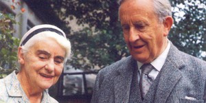 Об авторе «Властелина колец» снимут художественный фильм